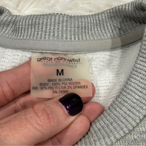 great northwest CLOTHING COMPANY™ PERFORMANCE Crew gray NWT Medium - Picture 3 of 10